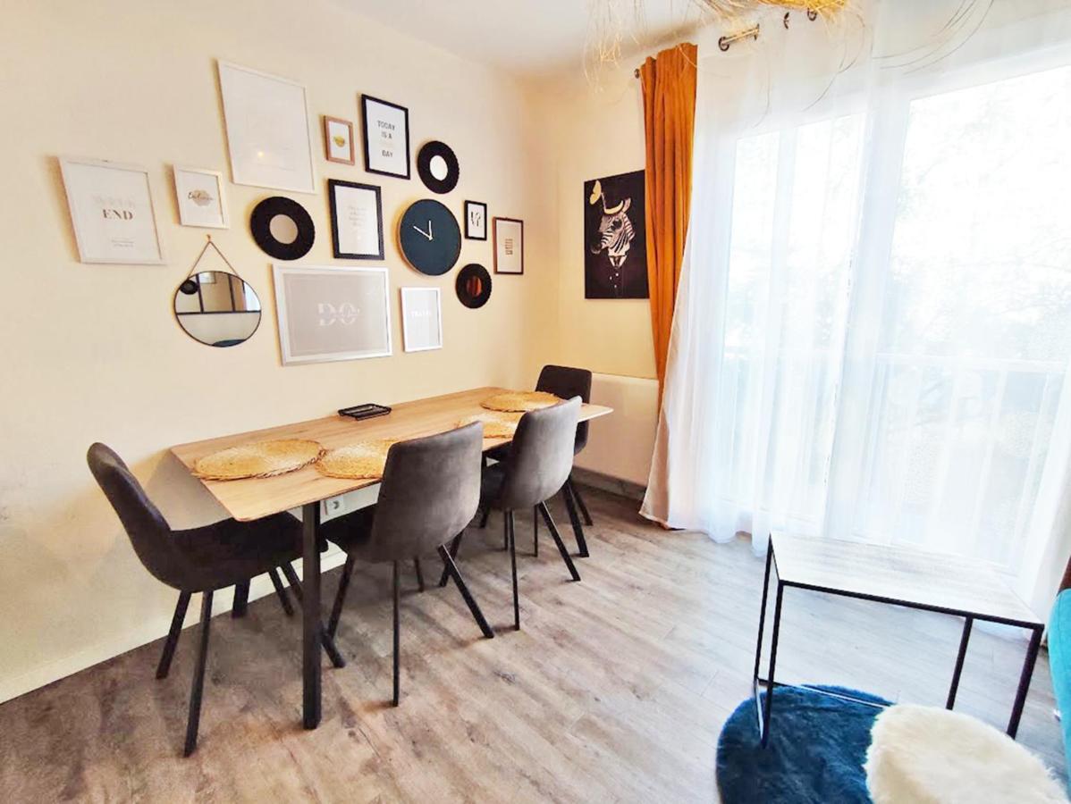 L'Escampette, Duplex T3, Centre Luchon, Wifi, Casier A Skis, 4 Personnes Bagneres-de-Luchon ภายนอก รูปภาพ